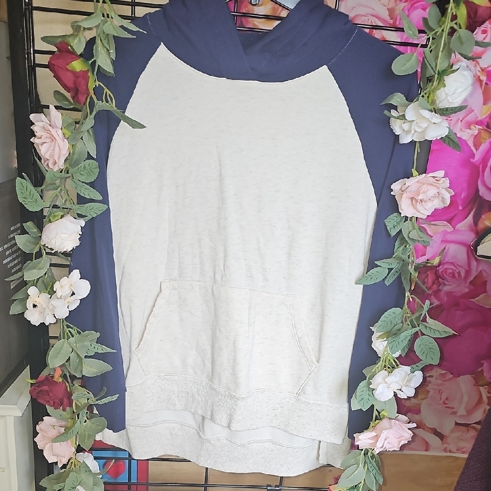 Old Navy Blue and White Hoodie Size Large LIKE NEW